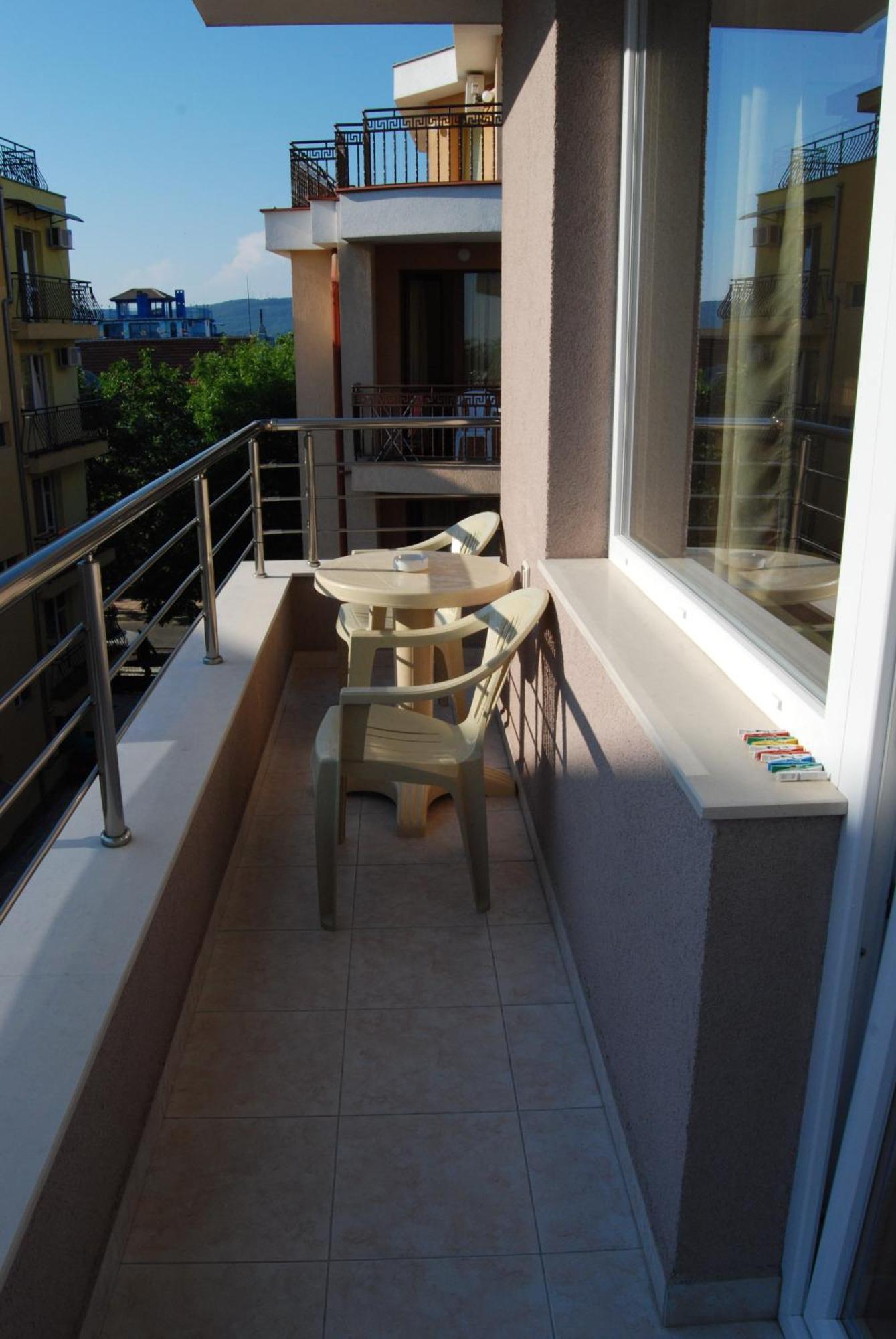 Guest House Donchevi Primorsko Exterior photo