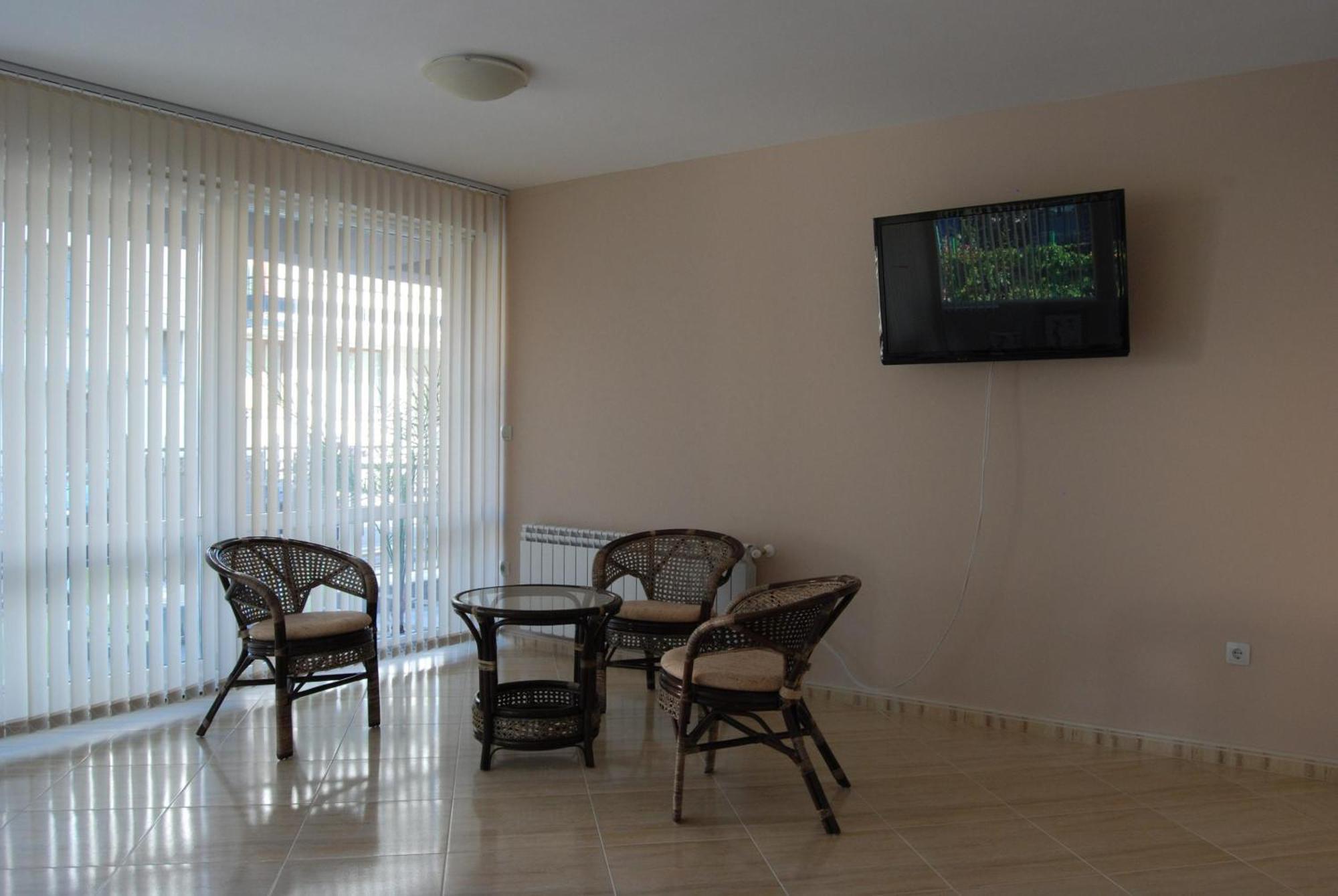 Guest House Donchevi Primorsko Exterior photo